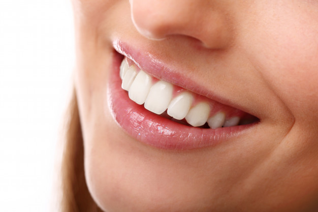 How to have white and healthy teeth ?
